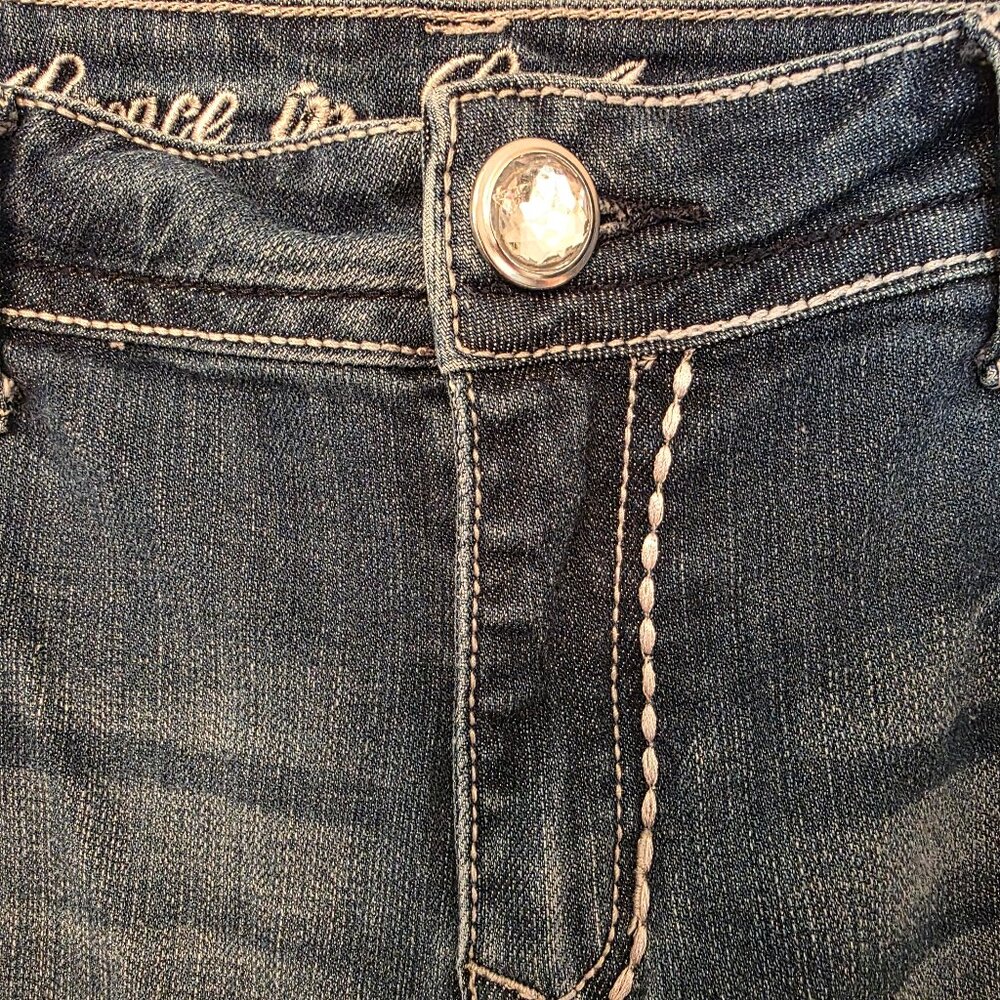 Grace in LA women's distressed denim jeans, size 17. - Picture 2 of 11